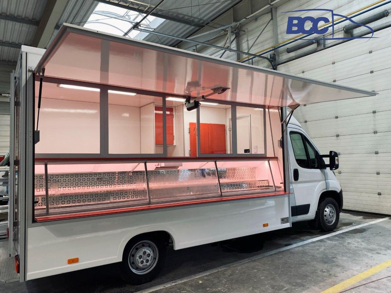 BCC POLSKA - FOOD TRUCK - MOBILNY SKLEP MIĘSNY PEUGEOT BOXER - Торговий вантажівка: фото 1 BCC POLSKA - FOOD TRUCK - MOBILNY SKLEP MIĘSNY PEUGEOT BOXER - Торговий вантажівка: фото 1