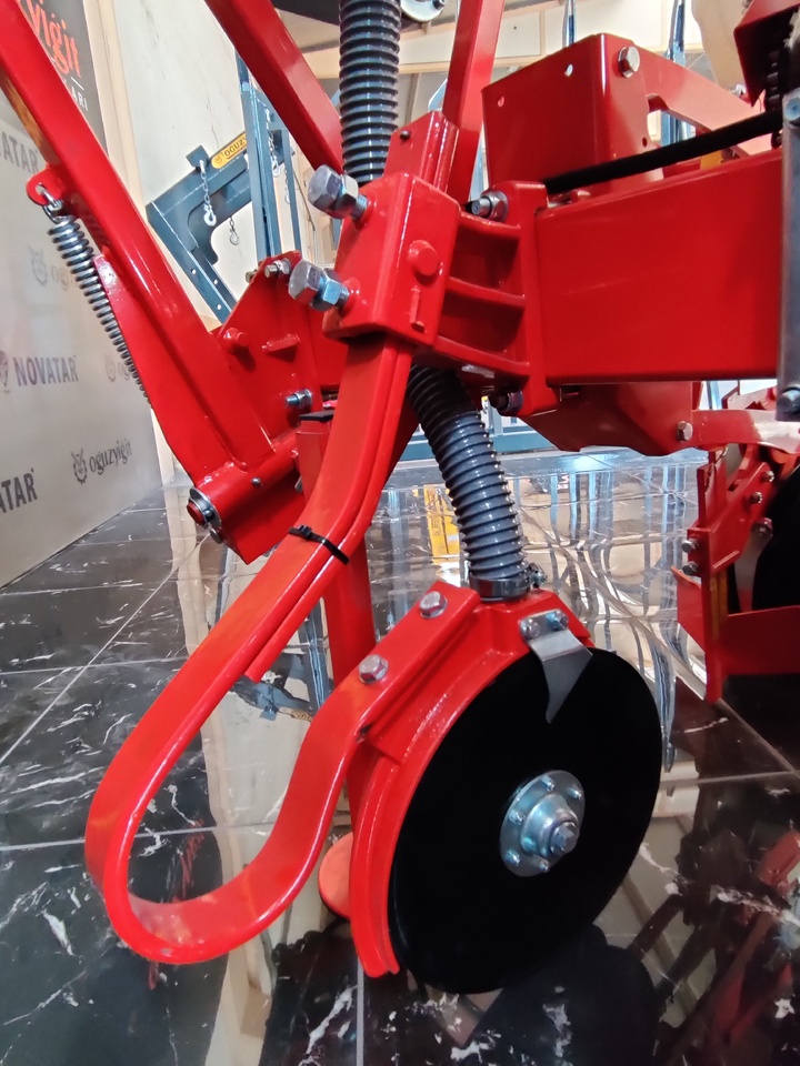 Novatar Pneumatic Seed Drill Machine - Сівалка точного висіву: фото 5 Novatar Pneumatic Seed Drill Machine - Сівалка точного висіву: фото 5