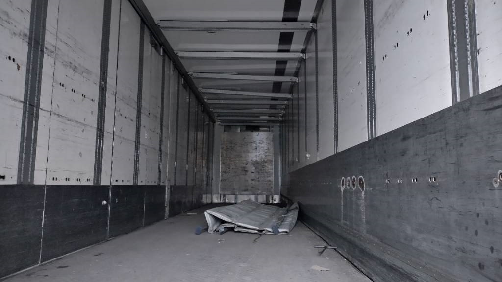 Ekeri Kokosivuauk.sisäkork 3,05 Thermoking 2 taso - Рефрижератор напівпричіп: фото 4 Ekeri Kokosivuauk.sisäkork 3,05 Thermoking 2 taso - Рефрижератор напівпричіп: фото 4