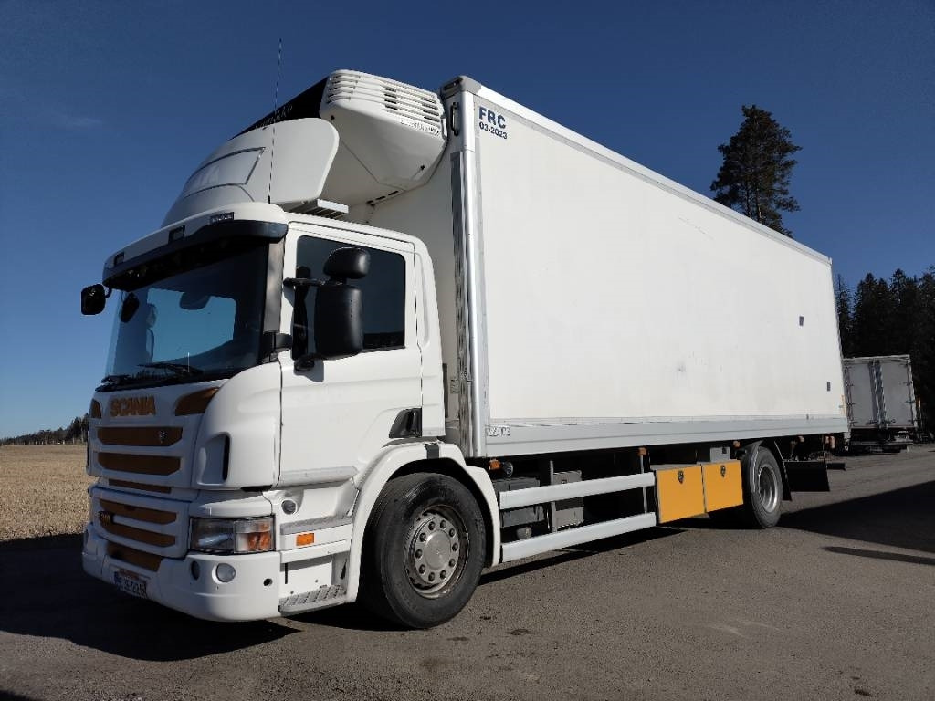 Scania P360 4x2 Vak kylmäkori,lumikko+pl - Рефрижератор вантажівка: фото 1 Scania P360 4x2 Vak kylmäkori,lumikko+pl - Рефрижератор вантажівка: фото 1