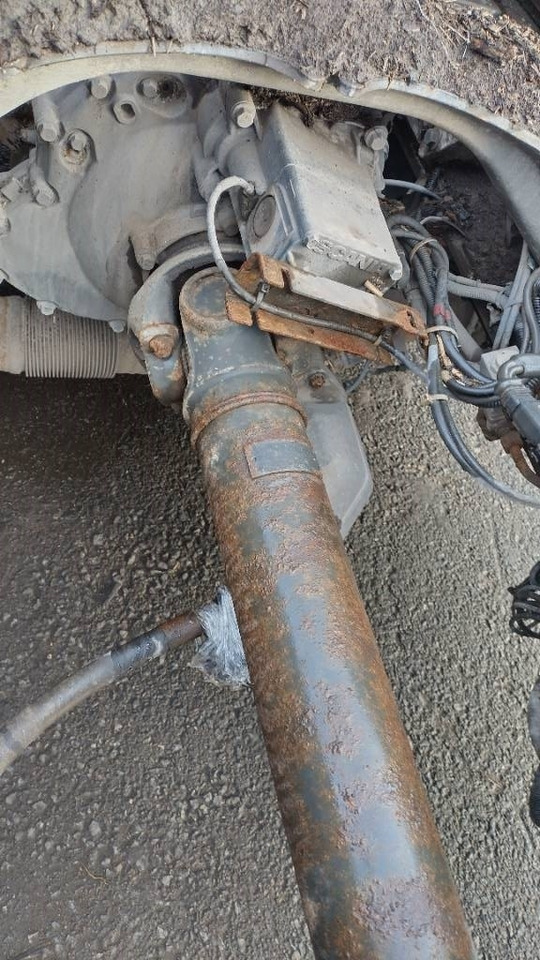 Scania R580 8x2 täysilma alusta,8m runko - Вантажівка шасі: фото 5 Scania R580 8x2 täysilma alusta,8m runko - Вантажівка шасі: фото 5