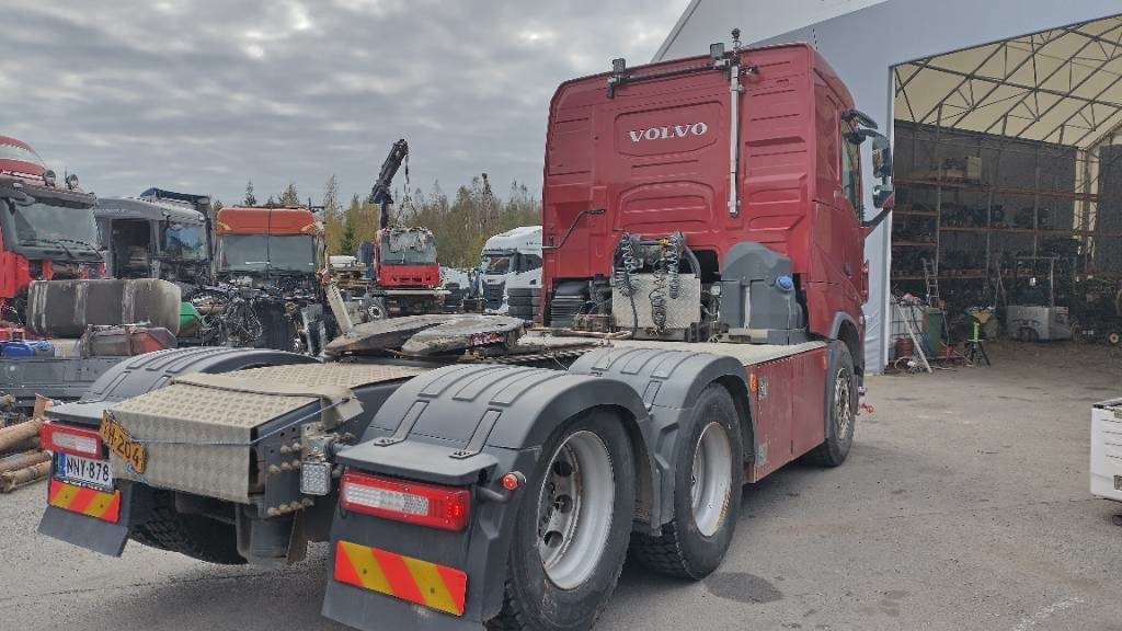 Volvo FH13 6x4 nouseva teliveto, HYDR!! - Тягач: фото 4 Volvo FH13 6x4 nouseva teliveto, HYDR!! - Тягач: фото 4