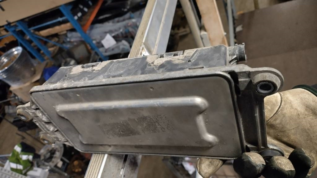 Volvo CCIOM - Електрична система в категорії Вантажівки: фото 2 Volvo CCIOM - Електрична система в категорії Вантажівки: фото 2