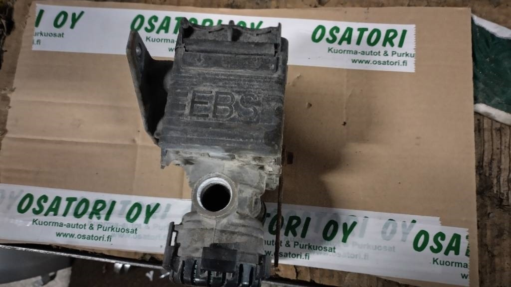 Volvo EBS modulaattori - Деталі гальмівної системи в категорії Вантажівки: фото 3 Volvo EBS modulaattori - Деталі гальмівної системи в категорії Вантажівки: фото 3