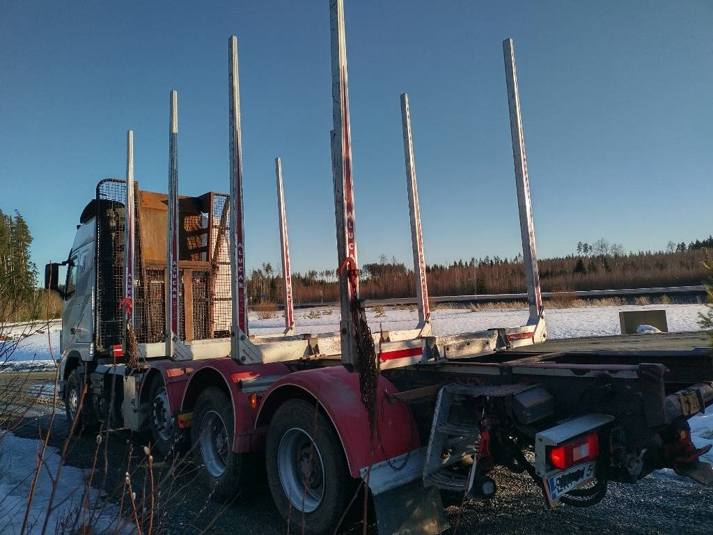 Volvo FH750 puuvarustus, napaperät,trippeli - Лісовоз: фото 5 Volvo FH750 puuvarustus, napaperät,trippeli - Лісовоз: фото 5
