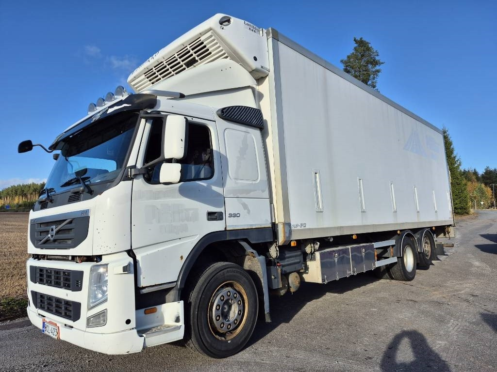 Volvo FM D11 450 6x2 umpikori+pl-nostin  - Вантажівка з закритим кузовом: фото 1 Volvo FM D11 450 6x2 umpikori+pl-nostin  - Вантажівка з закритим кузовом: фото 1