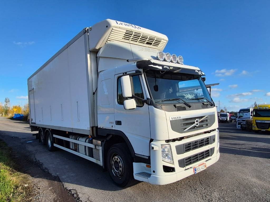 Volvo FM D11 450 6x2 umpikori+pl-nostin  - Вантажівка з закритим кузовом: фото 2 Volvo FM D11 450 6x2 umpikori+pl-nostin  - Вантажівка з закритим кузовом: фото 2