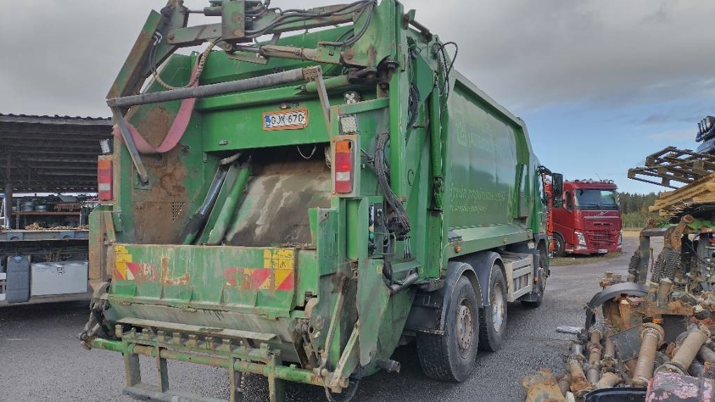 Volvo FM330 6x2 Norba pakkaaja,molokki nostin, manuaali  - Сміттєвози: фото 4 Volvo FM330 6x2 Norba pakkaaja,molokki nostin, manuaali  - Сміттєвози: фото 4