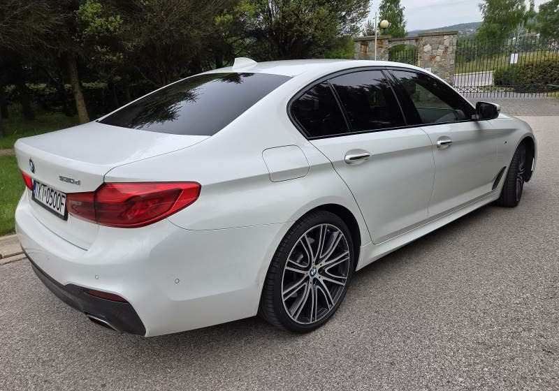 Inna BMW 530 D SERIA 5 XDRIVE M SPORT - Седан: фото 3 Inna BMW 530 D SERIA 5 XDRIVE M SPORT - Седан: фото 3