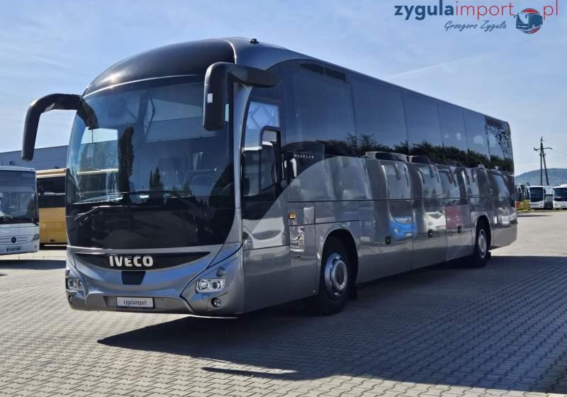 Iveco MAGELYS HD / SPROWADZONY/ MANUAL/ EURO 6 - Туристичний автобус: фото 1 Iveco MAGELYS HD / SPROWADZONY/ MANUAL/ EURO 6 - Туристичний автобус: фото 1