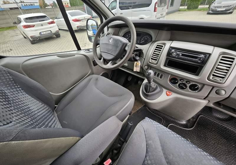 Renault TRAFIC 2.0 DCI 90 COMBI L2H1 / SPROWADZONY - Мікроавтобус, Пасажирський фургон: фото 4 Renault TRAFIC 2.0 DCI 90 COMBI L2H1 / SPROWADZONY - Мікроавтобус, Пасажирський фургон: фото 4