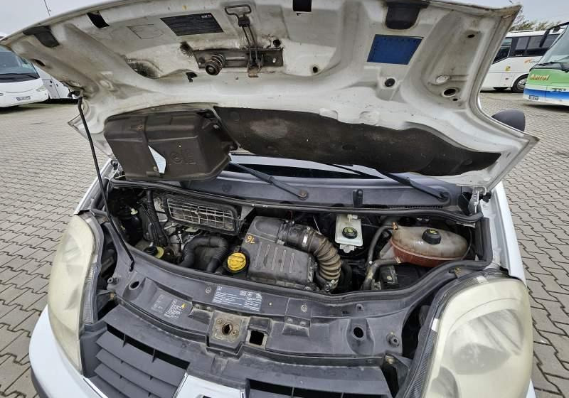 Renault TRAFIC 2.0 DCI 90 COMBI L2H1 / SPROWADZONY - Мікроавтобус, Пасажирський фургон: фото 3 Renault TRAFIC 2.0 DCI 90 COMBI L2H1 / SPROWADZONY - Мікроавтобус, Пасажирський фургон: фото 3