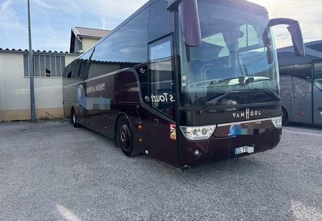 VanHool ALICRON TX16 / SPROWADZONY / 59 MIEJSC/ WC - Туристичний автобус: фото 2 VanHool ALICRON TX16 / SPROWADZONY / 59 MIEJSC/ WC - Туристичний автобус: фото 2