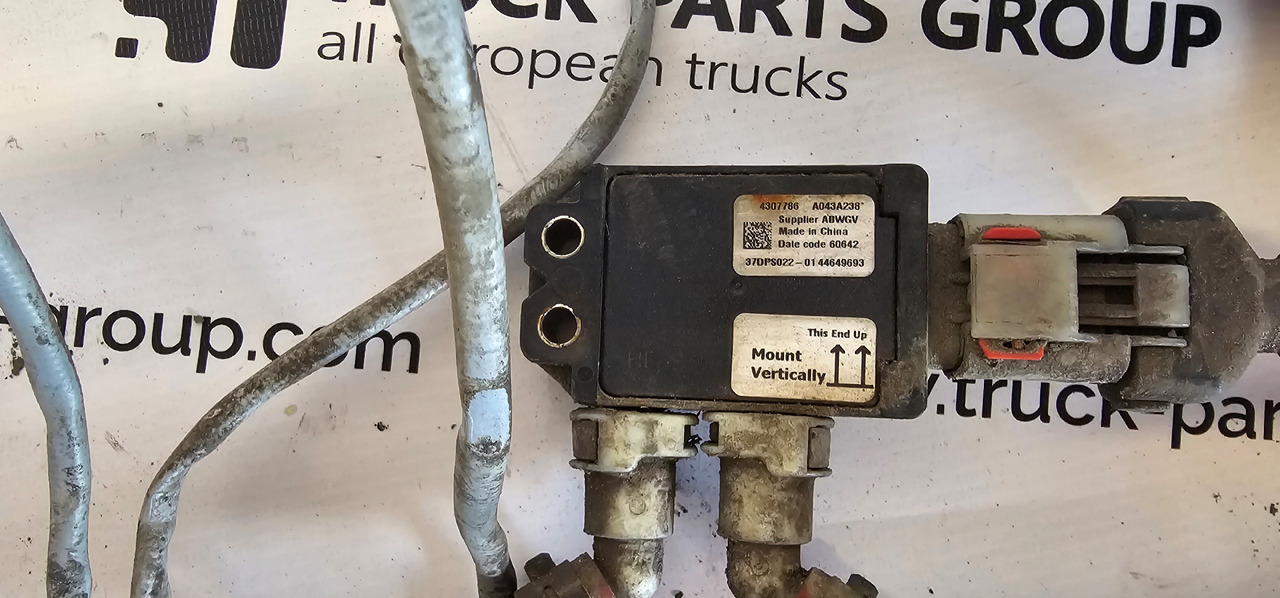 DAF DAF XF, CF EURO6 AD BLUE full exhaust system control + cables, catalyst system, nox sensors, catalyst sensors, ecu control, cable harness set 4384809, A055P962, 4307106, A040P182, 04440430, 4307786, A - Запчастини: фото 5 DAF DAF XF, CF EURO6 AD BLUE full exhaust system control + cables, catalyst system, nox sensors, catalyst sensors, ecu control, cable harness set 4384809, A055P962, 4307106, A040P182, 04440430, 4307786, A - Запчастини: фото 5