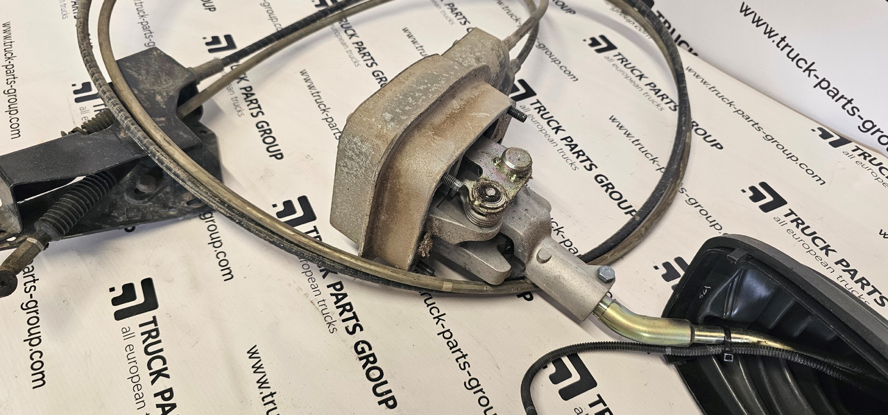 MAN MAN TGX / TGS EURO6 emission shift lever control, mechanic / manual gearbox knob control unit 81326200106, 81326056140, 81326700215, 81326200091, 81326056143 - Запчастини: фото 2 MAN MAN TGX / TGS EURO6 emission shift lever control, mechanic / manual gearbox knob control unit 81326200106, 81326056140, 81326700215, 81326200091, 81326056143 - Запчастини: фото 2