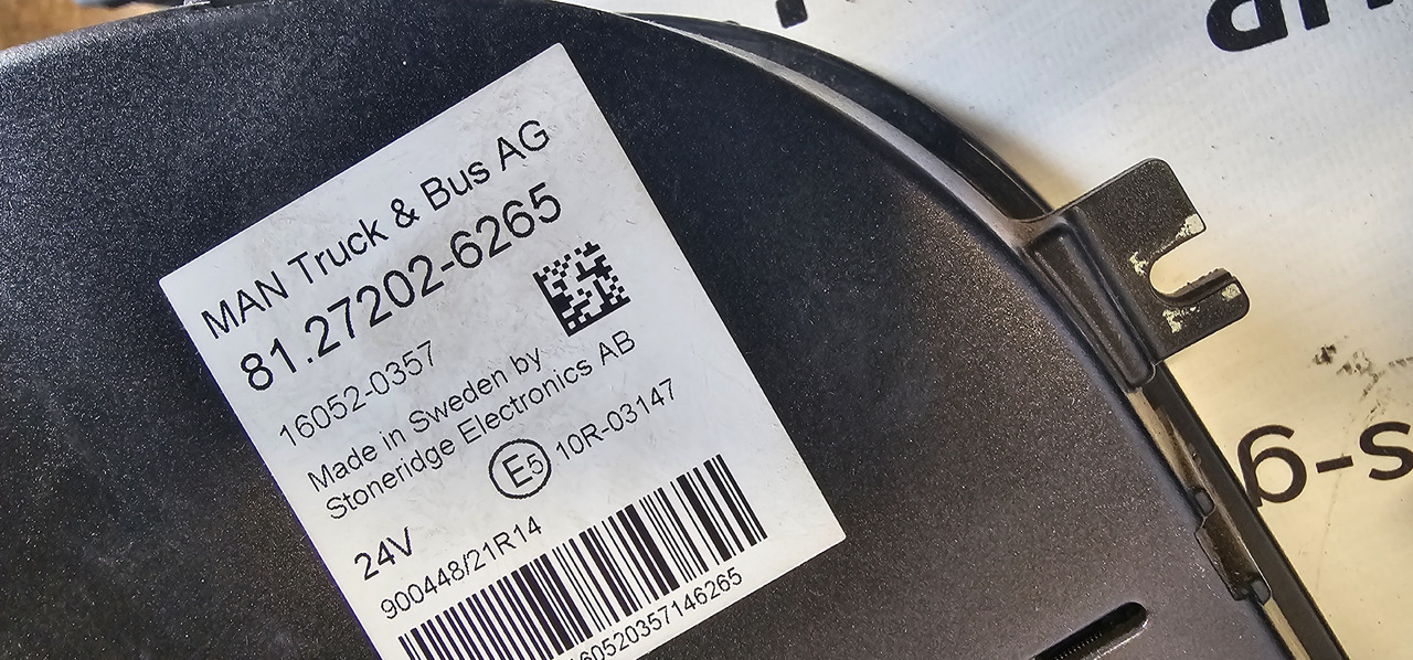 MAN MAN TGX / TGS EURO6 instrument panel, dashboard, information panel, instrument cluster 81272026265, 81258077136, 81272026268, 81258077149, 81258077142, 81272026252, 81272026254, 81258077138, 812720262 - Запчастини: фото 4 MAN MAN TGX / TGS EURO6 instrument panel, dashboard, information panel, instrument cluster 81272026265, 81258077136, 81272026268, 81258077149, 81258077142, 81272026252, 81272026254, 81258077138, 812720262 - Запчастини: фото 4