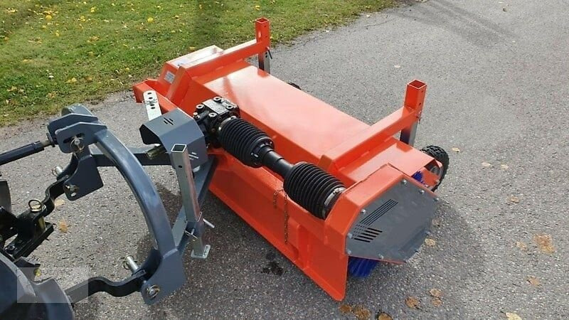 Geo Kehrmaschine Geo SWT220 220cm Kehrbesen Traktor Zapfwelle NEU - Щітка дорожня: фото 2 Geo Kehrmaschine Geo SWT220 220cm Kehrbesen Traktor Zapfwelle NEU - Щітка дорожня: фото 2