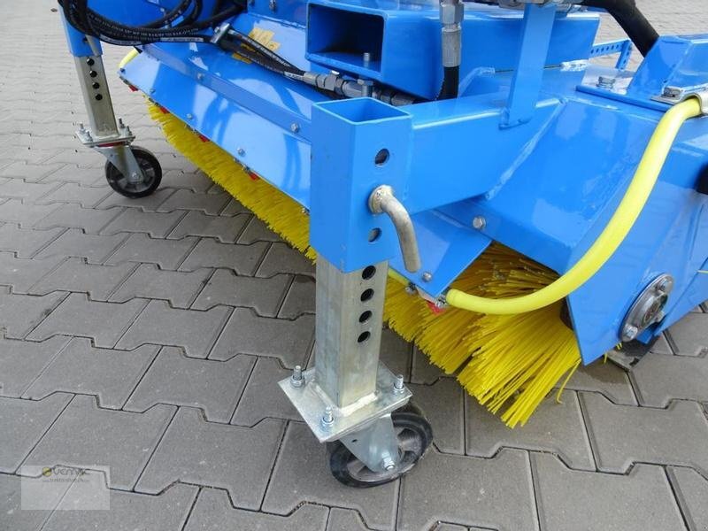 Vemac Kehrmaschine 150 180 230 250 280 Kehrbürste Kehrbesen Traktor NEU - Щітка дорожня: фото 3 Vemac Kehrmaschine 150 180 230 250 280 Kehrbürste Kehrbesen Traktor NEU - Щітка дорожня: фото 3