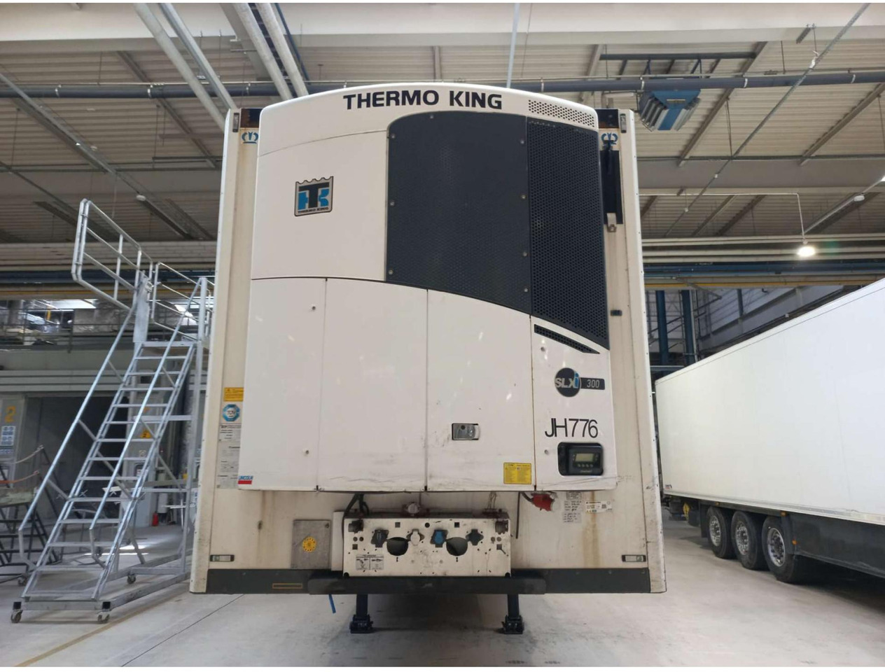 2018 Krone Double Deck Cool Liner FP 45 ThermoKing SLXi 300 - Рефрижератор напівпричіп: фото 3 2018 Krone Double Deck Cool Liner FP 45 ThermoKing SLXi 300 - Рефрижератор напівпричіп: фото 3