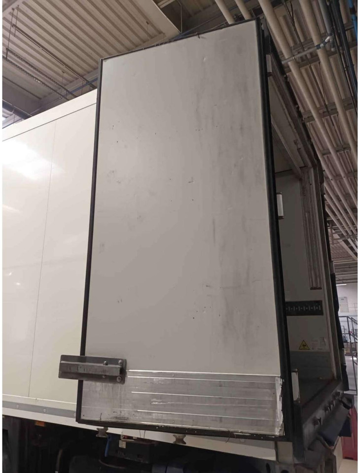 2018 Krone SDR Double Deck Cool Liner FP45 ThermoKing SLXi 300 Lifting Axle - Рефрижератор напівпричіп: фото 4 2018 Krone SDR Double Deck Cool Liner FP45 ThermoKing SLXi 300 Lifting Axle - Рефрижератор напівпричіп: фото 4