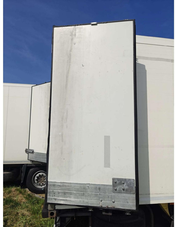 2018 Krone SDR Double Deck Cool Liner FP45 ThermoKing SLXi 300 Lifting Axle - Рефрижератор напівпричіп: фото 5 2018 Krone SDR Double Deck Cool Liner FP45 ThermoKing SLXi 300 Lifting Axle - Рефрижератор напівпричіп: фото 5