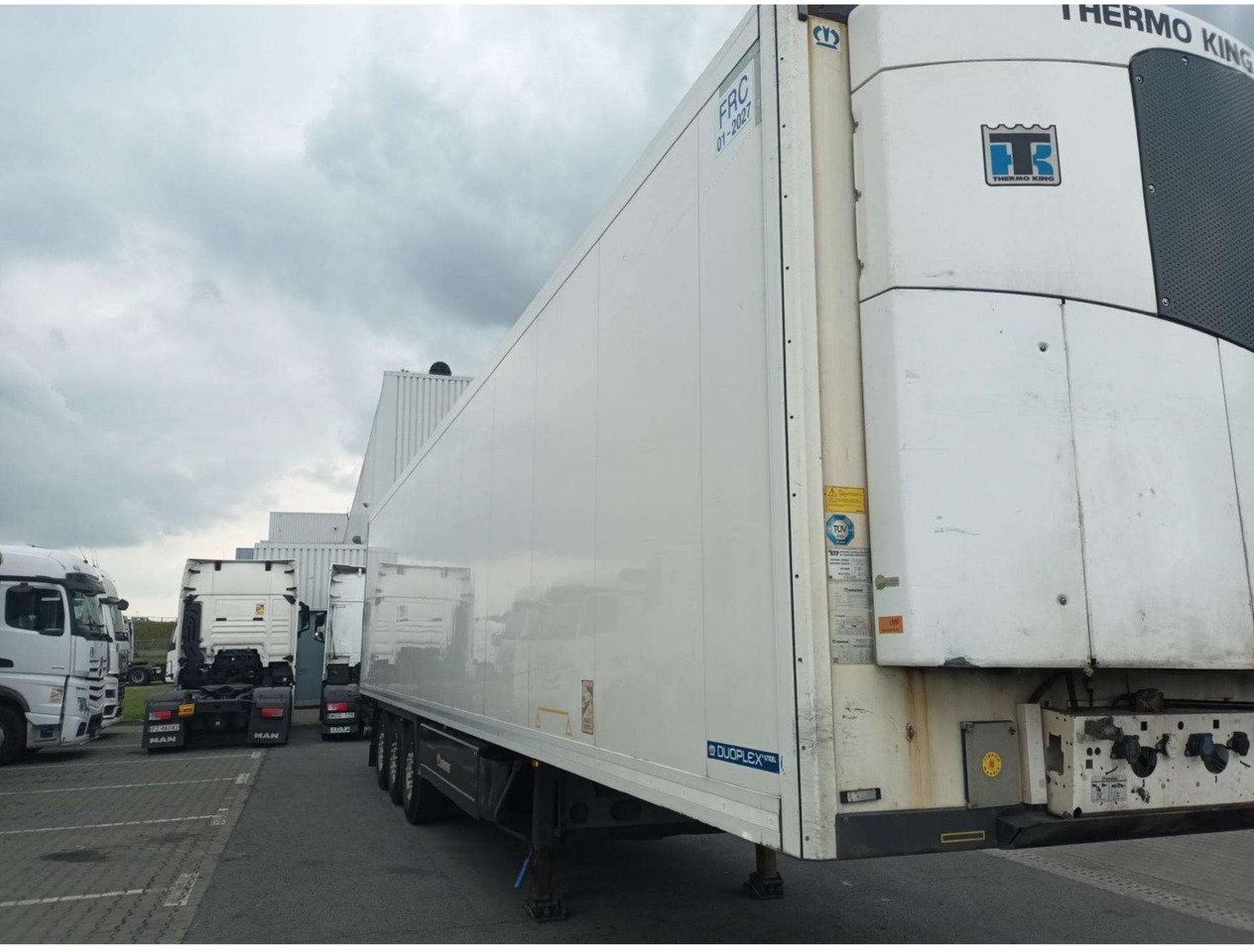 2018 Krone SDR Double Deck Cool Liner FP45 ThermoKing SLXi 300 Lifting Axle - Рефрижератор напівпричіп: фото 4 2018 Krone SDR Double Deck Cool Liner FP45 ThermoKing SLXi 300 Lifting Axle - Рефрижератор напівпричіп: фото 4