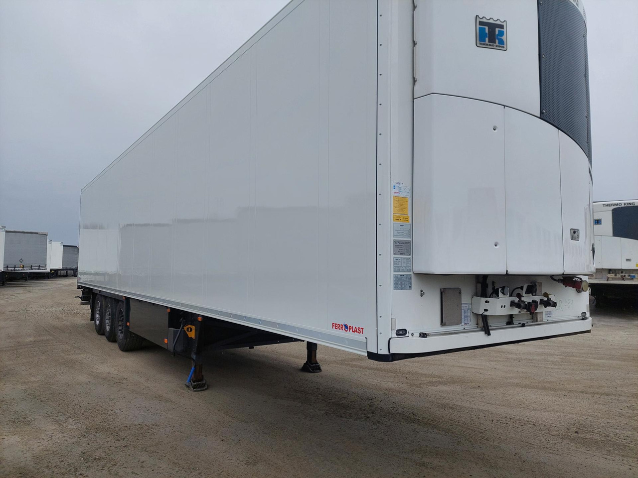 2018 Schmitz Cargobull Double Deck FP 60 ThermoKing SLXi 300 Lifting Axle - Рефрижератор напівпричіп: фото 4 2018 Schmitz Cargobull Double Deck FP 60 ThermoKing SLXi 300 Lifting Axle - Рефрижератор напівпричіп: фото 4