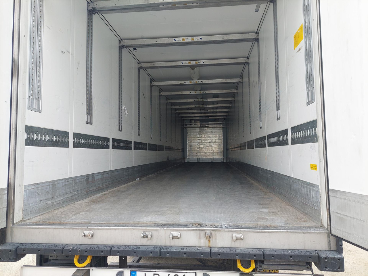2018 Schmitz Cargobull Double Deck FP 60 ThermoKing SLXi 300 Lifting Axle - Рефрижератор напівпричіп: фото 5 2018 Schmitz Cargobull Double Deck FP 60 ThermoKing SLXi 300 Lifting Axle - Рефрижератор напівпричіп: фото 5