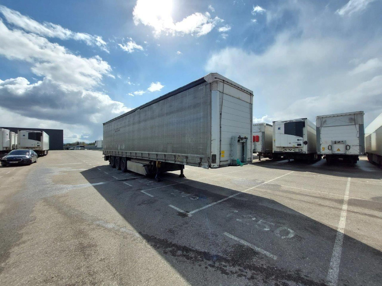 2019 Schmitz Cargobull SCS24/L Lifting Axle - Тентований напівпричіп: фото 4 2019 Schmitz Cargobull SCS24/L Lifting Axle - Тентований напівпричіп: фото 4