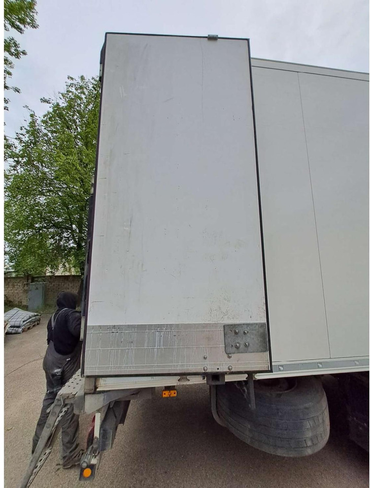 2019 Schmitz Cargobull SKO FP 60 ThermoKing SLXi 300 - Рефрижератор напівпричіп: фото 4 2019 Schmitz Cargobull SKO FP 60 ThermoKing SLXi 300 - Рефрижератор напівпричіп: фото 4