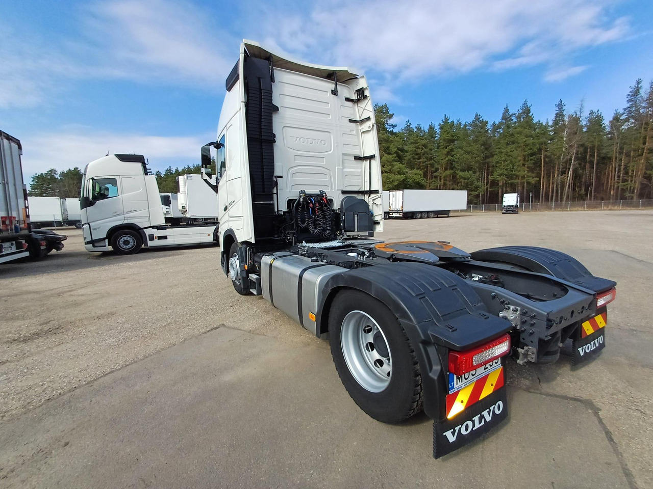 2023 Volvo FH 500 Globetrotter XL - Тягач: фото 4 2023 Volvo FH 500 Globetrotter XL - Тягач: фото 4