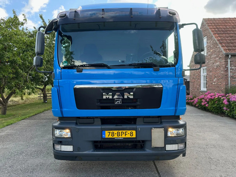 MAN TGM 15.250 / NL TRUCK / EURO 5 / SLIDING ROOF / BOX + TAILLIFT / FULL AIR / NAVI - Вантажівка з закритим кузовом: фото 2 MAN TGM 15.250 / NL TRUCK / EURO 5 / SLIDING ROOF / BOX + TAILLIFT / FULL AIR / NAVI - Вантажівка з закритим кузовом: фото 2