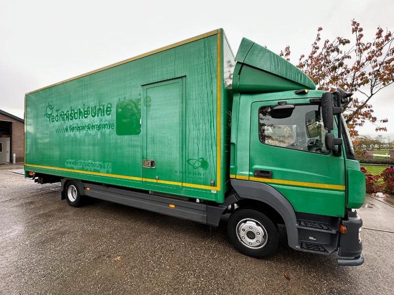 Mercedes-Benz Atego 1018 / NL TRUCK / EURO 6 / ONLY 100.000KM! / BOX+LIFT+SIDE DOOR / CLIMA / AUTOMATIC - Вантажівка з закритим кузовом: фото 3 Mercedes-Benz Atego 1018 / NL TRUCK / EURO 6 / ONLY 100.000KM! / BOX+LIFT+SIDE DOOR / CLIMA / AUTOMATIC - Вантажівка з закритим кузовом: фото 3