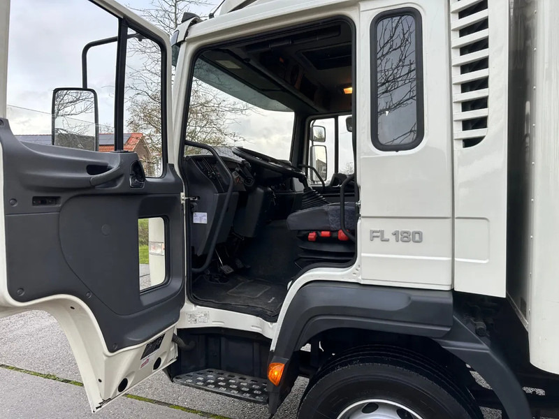 Volvo FL 612 180 / 12T / NL TRUCK / EURO3 / ANALOG / MANUAL / LEAF SPRING / BOX+LIFT / LOW KM - Вантажівка з закритим кузовом: фото 4 Volvo FL 612 180 / 12T / NL TRUCK / EURO3 / ANALOG / MANUAL / LEAF SPRING / BOX+LIFT / LOW KM - Вантажівка з закритим кузовом: фото 4