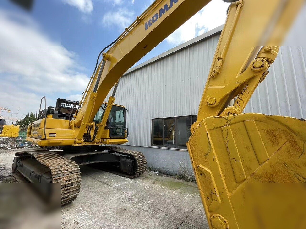 KOMATSU PC400-8 - Гусеничний екскаватор: фото 1 KOMATSU PC400-8 - Гусеничний екскаватор: фото 1