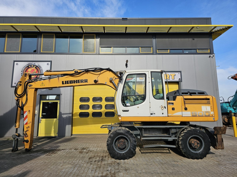 Liebherr A900 C LITRONIC - Колісний екскаватор: фото 1 Liebherr A900 C LITRONIC - Колісний екскаватор: фото 1