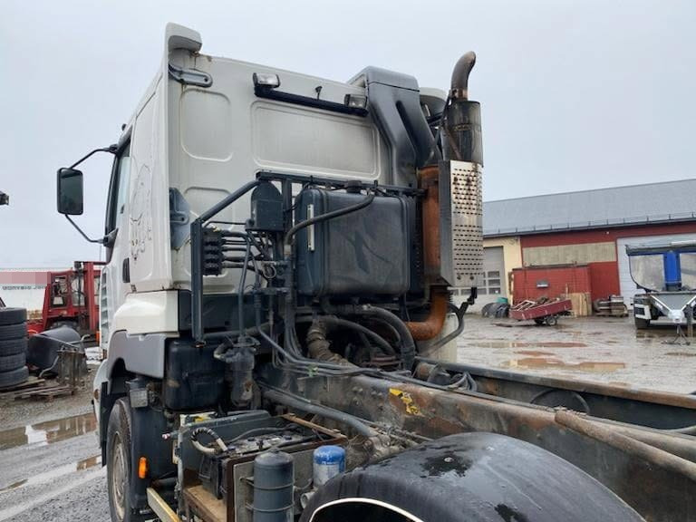 Sisu E18 630 - Самоскид вантажівка: фото 4 Sisu E18 630 - Самоскид вантажівка: фото 4