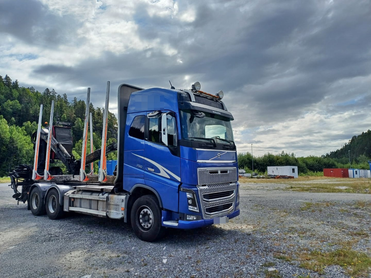 Volvo FH16 750 - Лісовоз, Вантажівка з маніпулятором: фото 2 Volvo FH16 750 - Лісовоз, Вантажівка з маніпулятором: фото 2