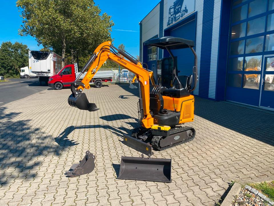 Minibagger BK1300JSR inkl. 3 Schaufeln *INKL.19% MWST*BERGER KRAUS*KUBOTA D902 11,8KW*JOYSTICK*SCHENKWARM*SOFORT!* - Міні-екскаватор: фото 1 Minibagger BK1300JSR inkl. 3 Schaufeln *INKL.19% MWST*BERGER KRAUS*KUBOTA D902 11,8KW*JOYSTICK*SCHENKWARM*SOFORT!* - Міні-екскаватор: фото 1