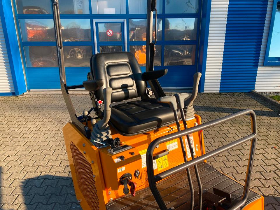 Minibagger BK1500JS *INKL.19% MWST*KUBOTA*BERGER KRAUS*JOYSTICK*SCHAUFELPAKET*SOFORT!* - Міні-екскаватор: фото 4 Minibagger BK1500JS *INKL.19% MWST*KUBOTA*BERGER KRAUS*JOYSTICK*SCHAUFELPAKET*SOFORT!* - Міні-екскаватор: фото 4