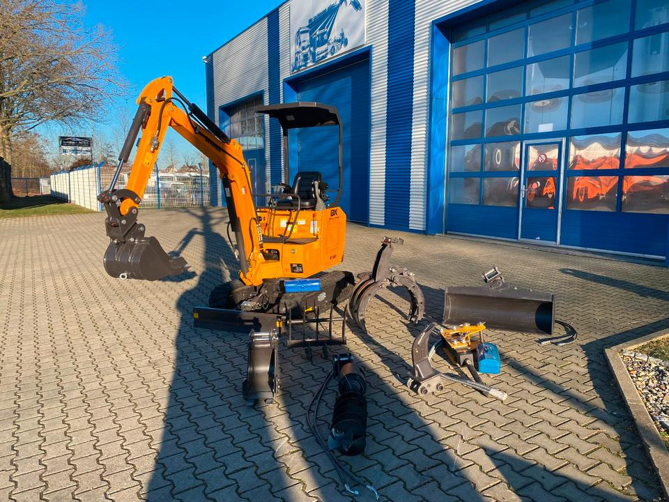 Minibagger BK1500JS + Zubehör *INKL.19% MWST*BERGER KRAUS*KUBOTA*JOYSTICK*ZUBEHÖRPAKET GROß*SOFORT!* - Міні-екскаватор: фото 3 Minibagger BK1500JS + Zubehör *INKL.19% MWST*BERGER KRAUS*KUBOTA*JOYSTICK*ZUBEHÖRPAKET GROß*SOFORT!* - Міні-екскаватор: фото 3