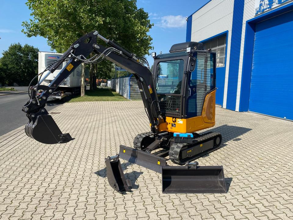 Minibagger BK2800ASR inkl. Schaufelpaket *INKL.19% MWST*BERGER KRAUS*KUBOTA*SCHWENKARM* VERSTELLFAHRWERK*KLIMA* - Міні-екскаватор: фото 1 Minibagger BK2800ASR inkl. Schaufelpaket *INKL.19% MWST*BERGER KRAUS*KUBOTA*SCHWENKARM* VERSTELLFAHRWERK*KLIMA* - Міні-екскаватор: фото 1