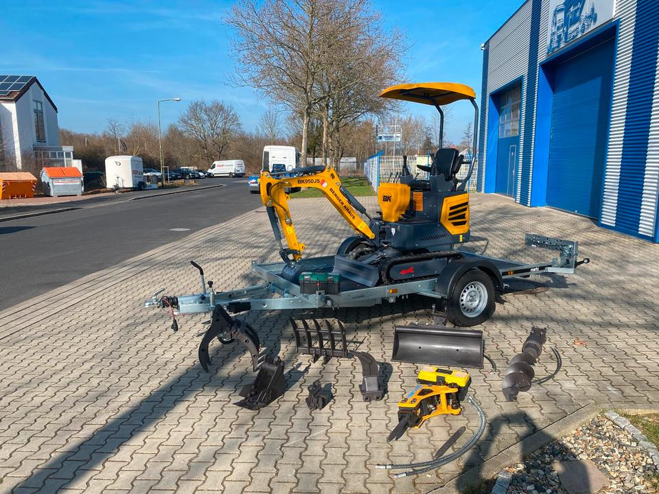 Minibagger BK950JS + Anhänger + Zubehör *INKL.19% MWST*BERGER KRAUS*JOYSTICK*SOFORT!* - Міні-екскаватор, Причіп: фото 1 Minibagger BK950JS + Anhänger + Zubehör *INKL.19% MWST*BERGER KRAUS*JOYSTICK*SOFORT!* - Міні-екскаватор, Причіп: фото 1