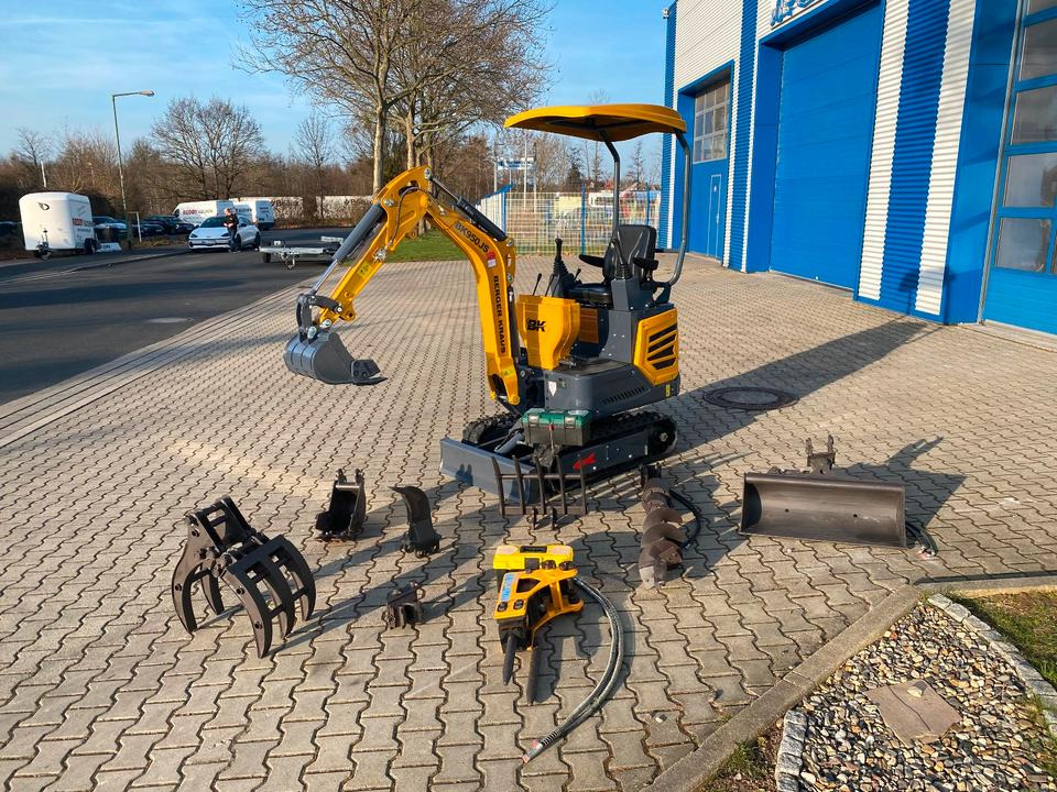 Minibagger BK950JS + Zubehör *INKL.19% MWST*BERGER KRAUS*JOYSTICK*SOFORT!* - Міні-екскаватор: фото 1 Minibagger BK950JS + Zubehör *INKL.19% MWST*BERGER KRAUS*JOYSTICK*SOFORT!* - Міні-екскаватор: фото 1