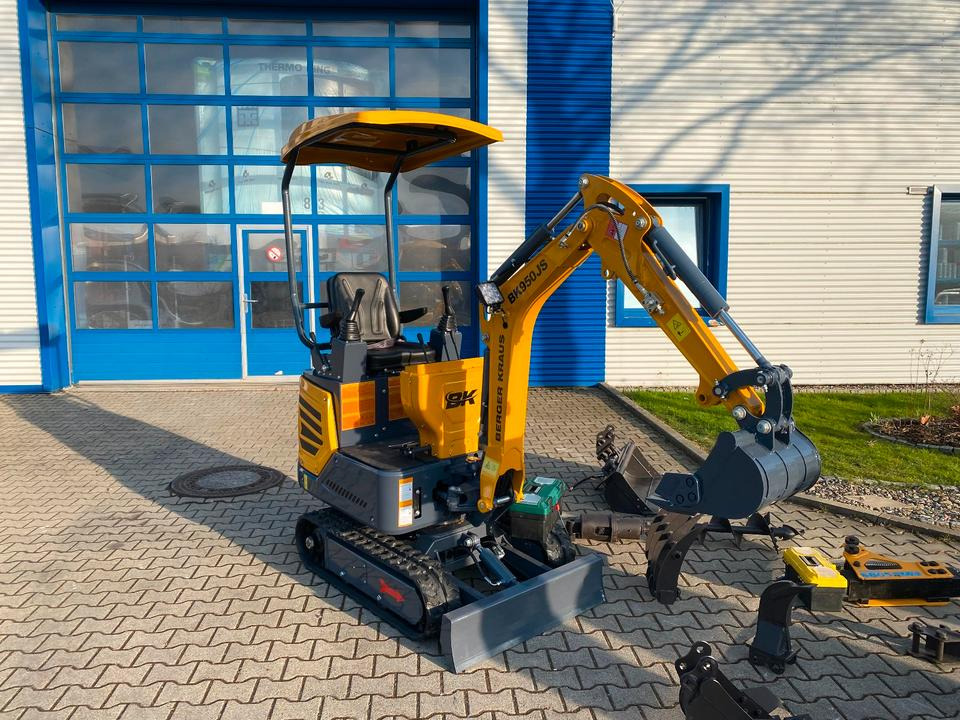 Minibagger BK950JS + Zubehör *INKL.19% MWST*BERGER KRAUS*JOYSTICK*SOFORT!* - Міні-екскаватор: фото 4 Minibagger BK950JS + Zubehör *INKL.19% MWST*BERGER KRAUS*JOYSTICK*SOFORT!* - Міні-екскаватор: фото 4