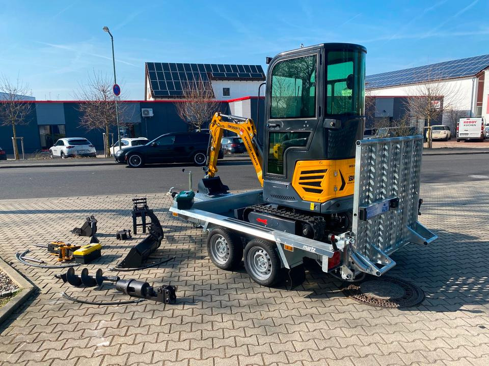 Minibagger BK950KS + Tieflader + Zubehör *INKL.19% MWST*BERGER KRAUS*KABINE*SOFORT!* - Міні-екскаватор, Причіп: фото 4 Minibagger BK950KS + Tieflader + Zubehör *INKL.19% MWST*BERGER KRAUS*KABINE*SOFORT!* - Міні-екскаватор, Причіп: фото 4