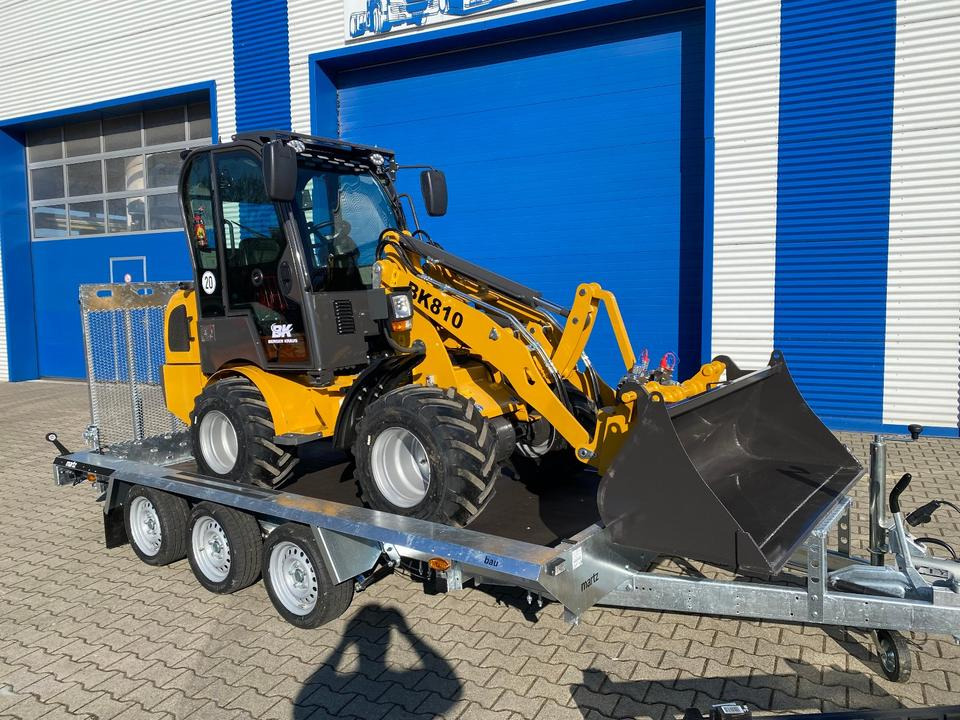 Radlader/Hoflader BK810 inkl. Tieflader und Kehrmaschinenpaket *INKL.19% MWST*BERGER KRAUS* KUBOTA*EURO*CE* - Компактний фронтальний навантажувач: фото 2 Radlader/Hoflader BK810 inkl. Tieflader und Kehrmaschinenpaket *INKL.19% MWST*BERGER KRAUS* KUBOTA*EURO*CE* - Компактний фронтальний навантажувач: фото 2