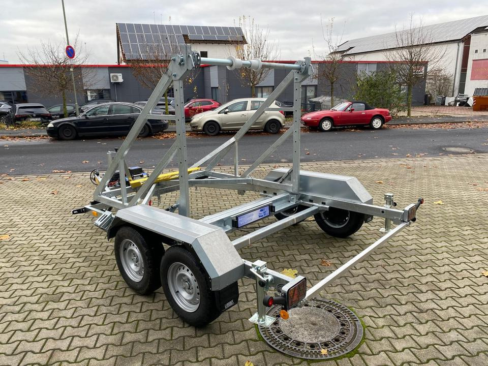 Vermietung / Kabelanhänger 3500KG E-Winde / Nutzlast 2825KG / Kabeltrommel-Anhänger / Glasfaser/ 1 Woche - Причіп для перевезення кабелю: фото 5 Vermietung / Kabelanhänger 3500KG E-Winde / Nutzlast 2825KG / Kabeltrommel-Anhänger / Glasfaser/ 1 Woche - Причіп для перевезення кабелю: фото 5