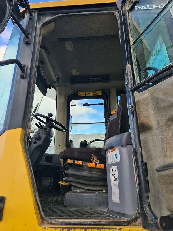 Колісний навантажувач Komatsu WA480-5: фото 7