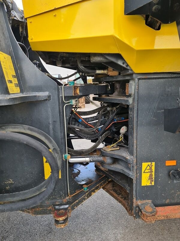 Колісний навантажувач Komatsu WA480-5: фото 13